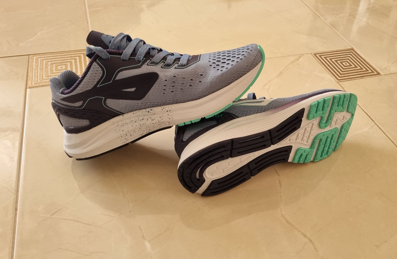 Ghete Karrimor foto 1