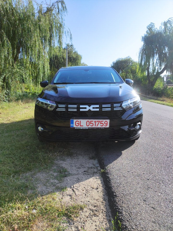 Dacia Logan foto 0