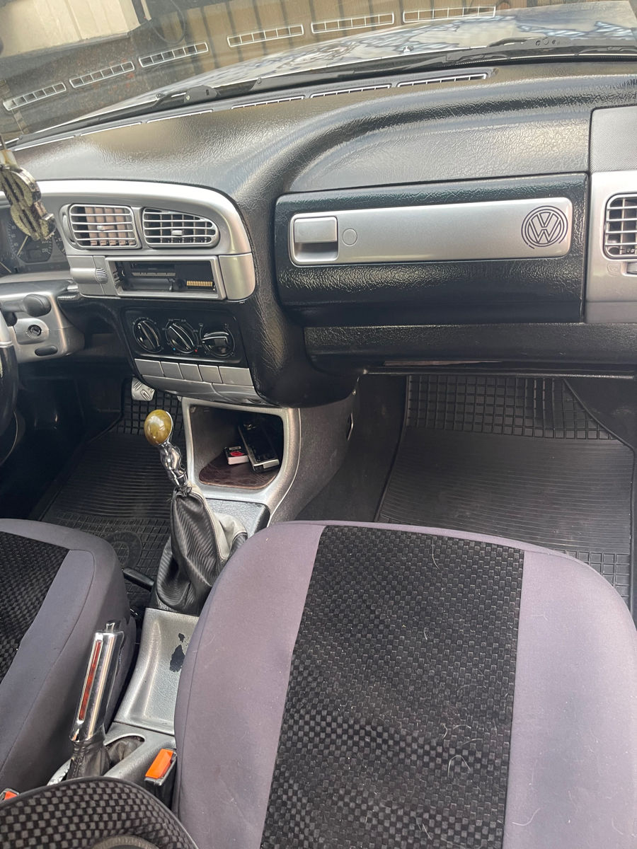 Volkswagen Vento foto 7