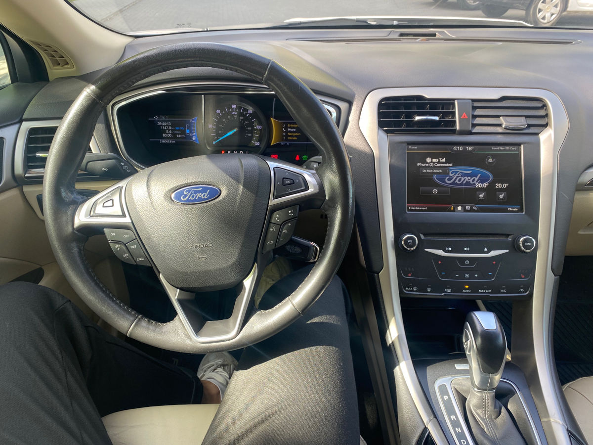 Ford Fusion фото 6