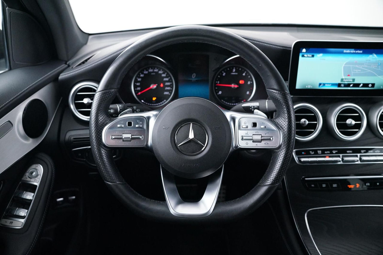 Mercedes GLC foto 6