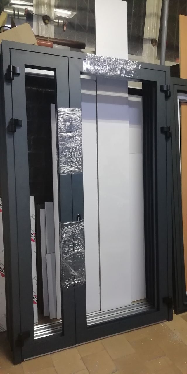 Ferestre, uși din aluminiu termomost. Окна, двери из алюминия. Fentres et portes en aluminium. foto 11