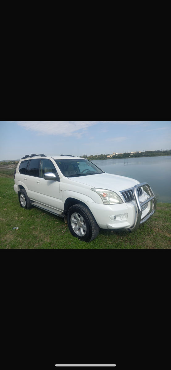 Toyota Land Cruiser Prado foto 0