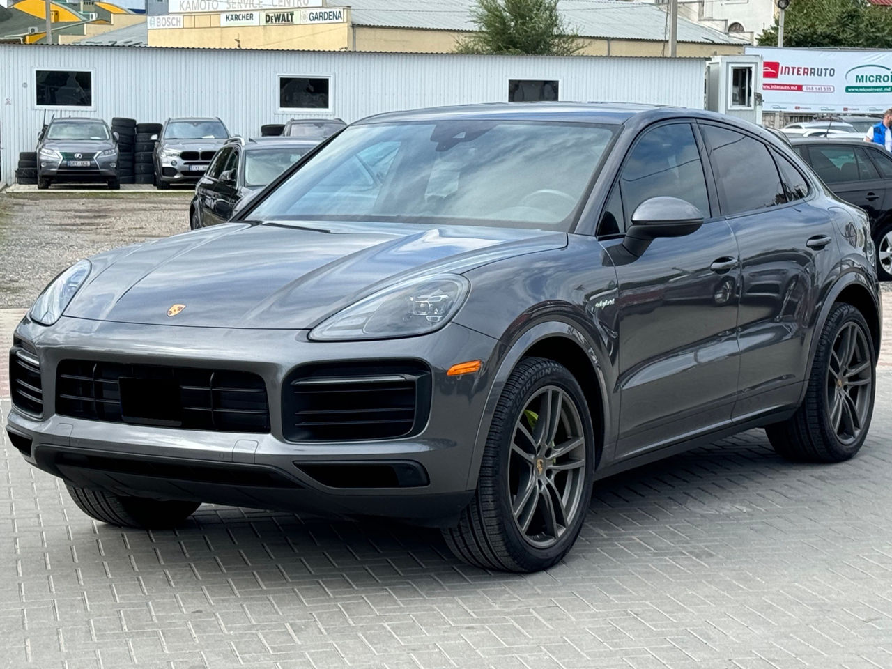 Porsche Cayenne Coupe foto 0