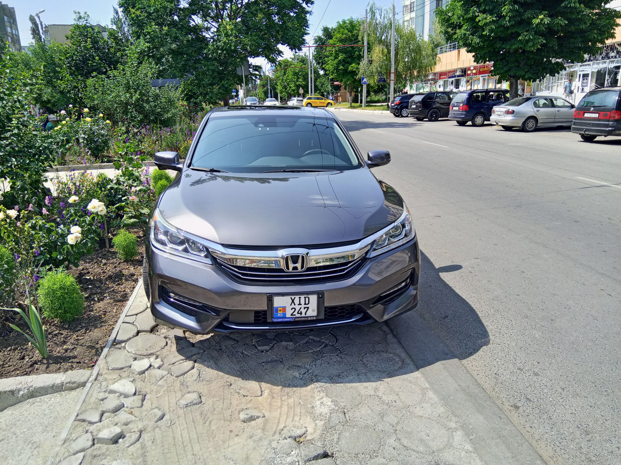 Honda Accord foto 0