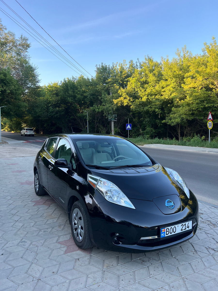 Nissan Leaf foto 0