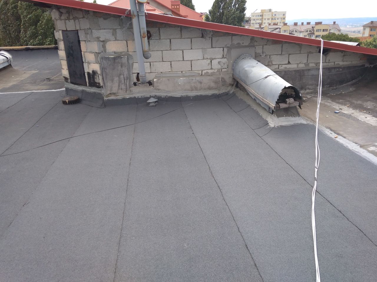 Reparatii acoperisuri plate. Hidroizolare apartament, garaj, depozit, oficiu. foto 4