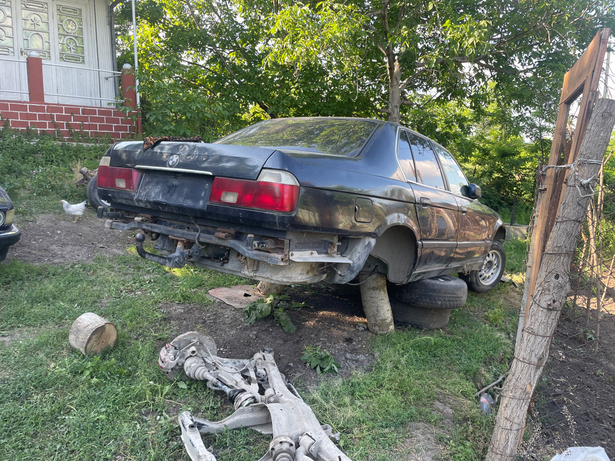 Bmw e32 фото 9