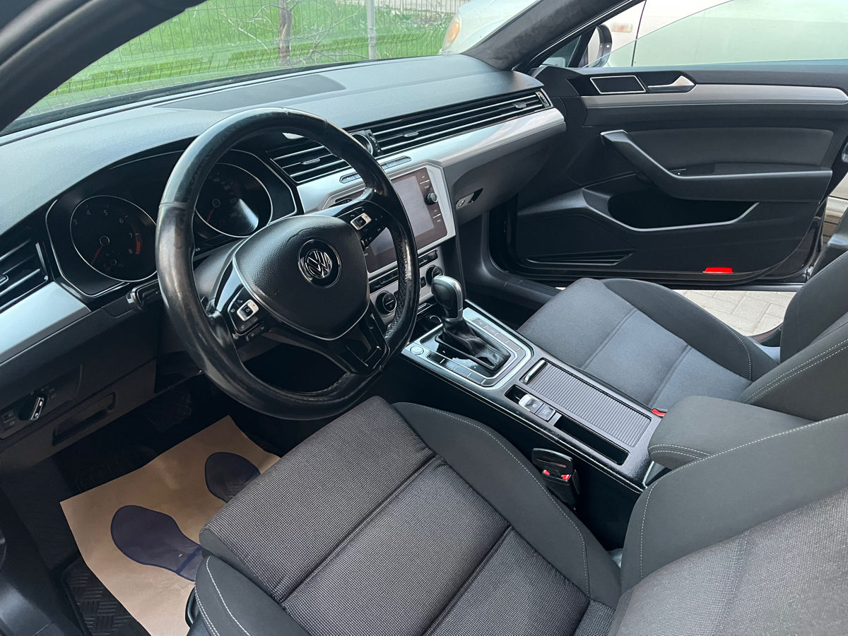 Volkswagen Passat foto 9
