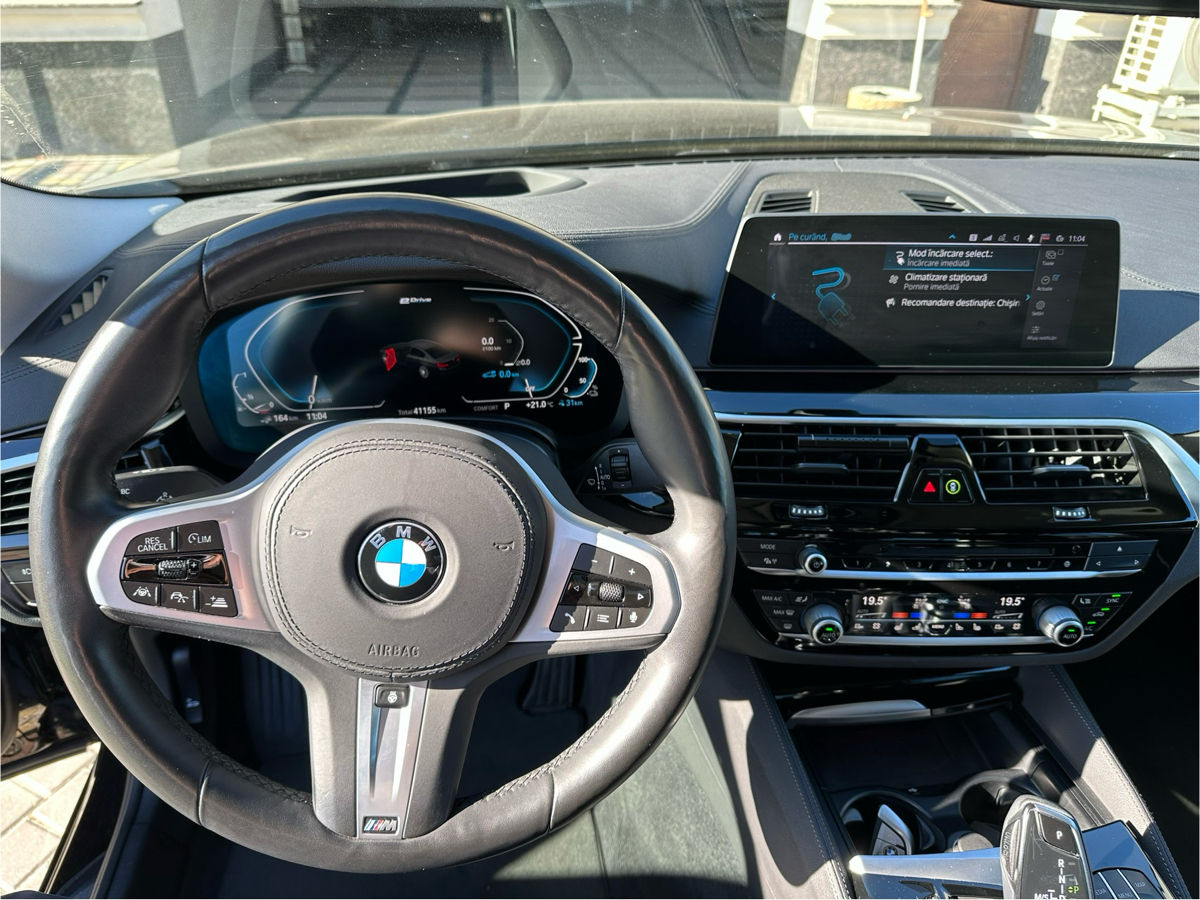 BMW 5 Series фото 4
