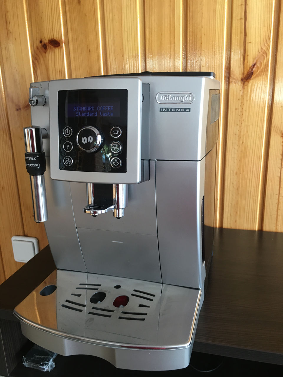 кофемашина Delonghi