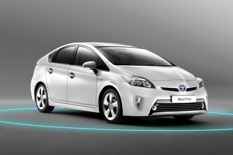 Цены на ремонт и покраску Toyota Prius