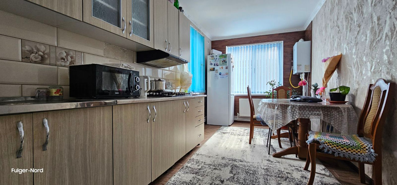 Apartament cu 3 camere,  Centru,  Bălți,  Bălți mun. foto 4