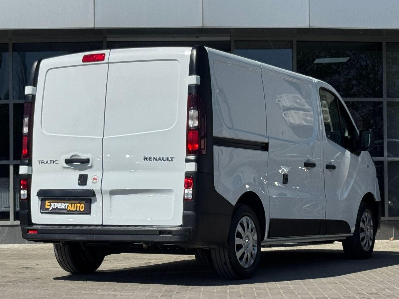 Renault Trafic — фото 5