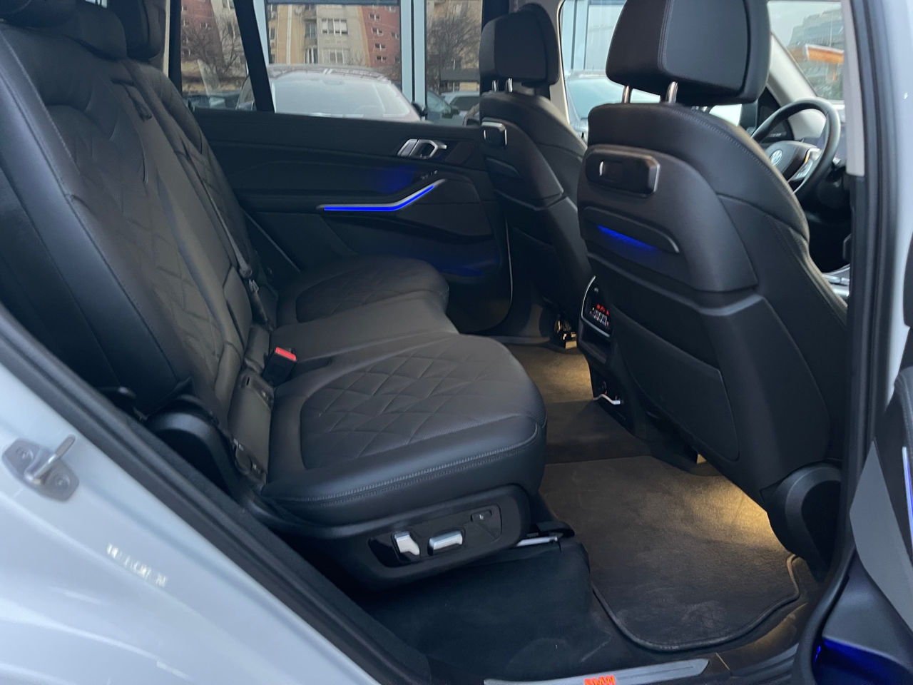 BMW X7 foto 16