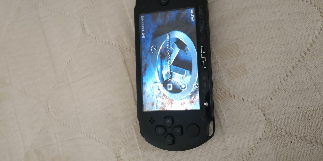 PSP + 3 игры на диске