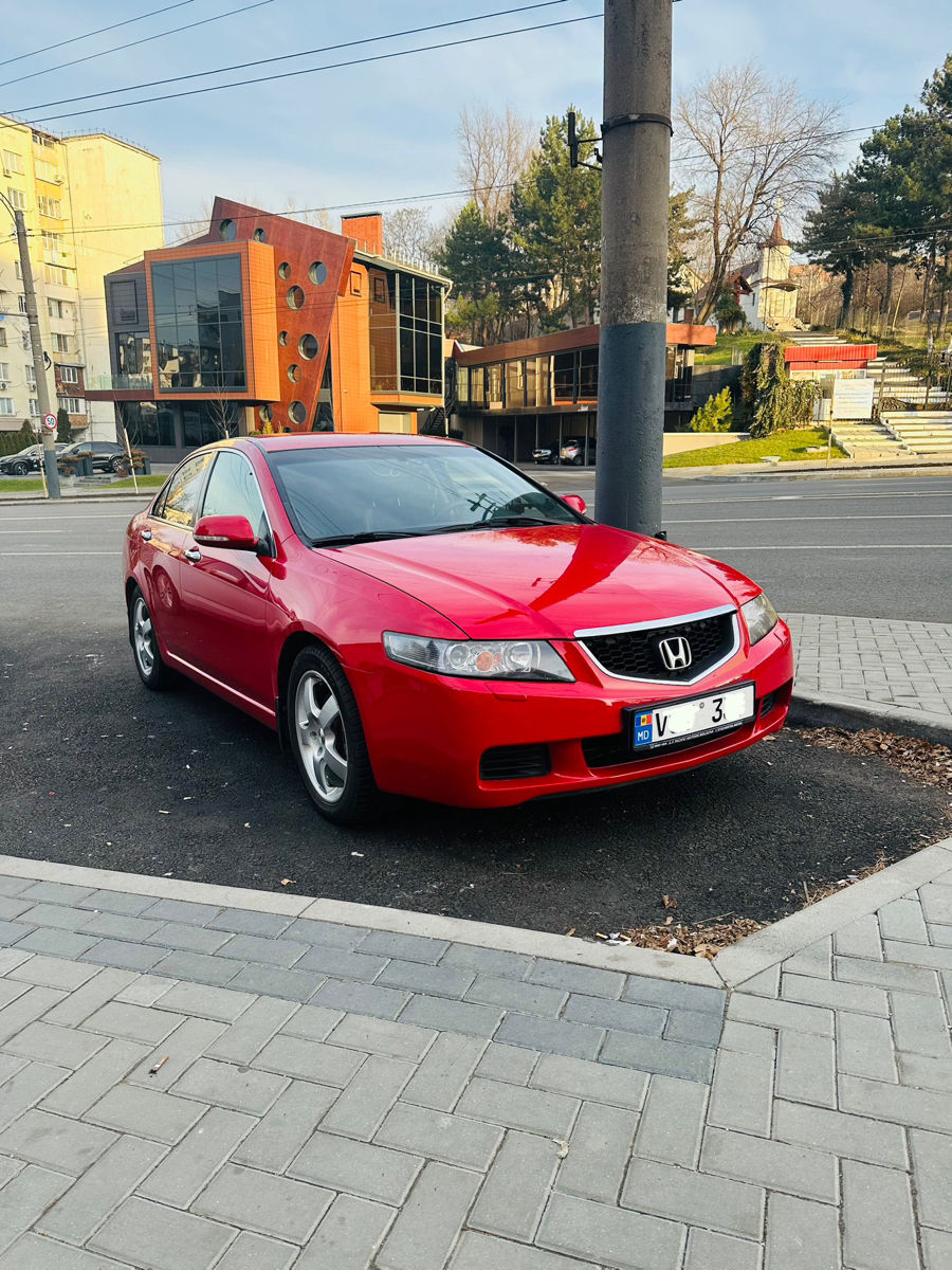 Honda Accord фото 0