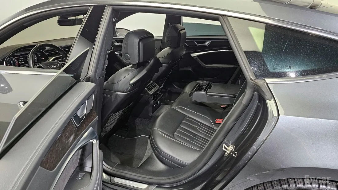 Audi A7 foto 9