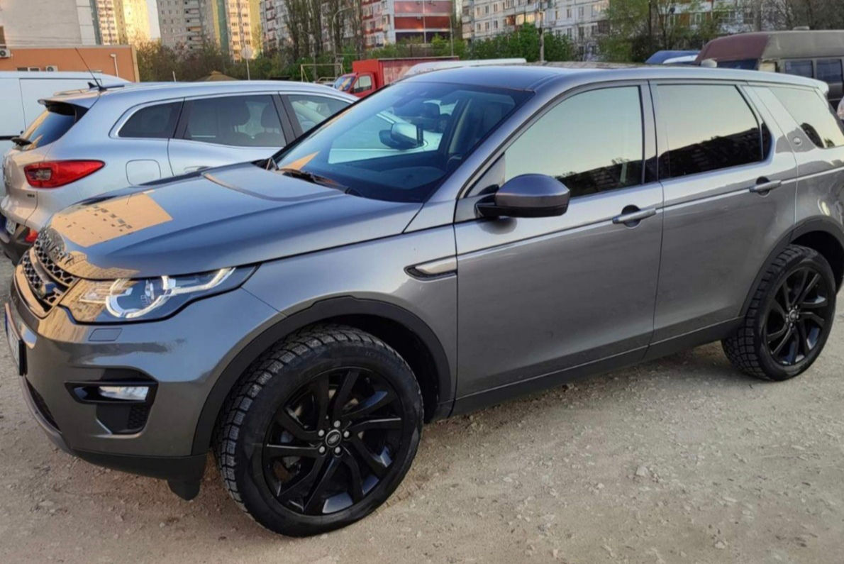 Land Rover Discovery Sport foto 2