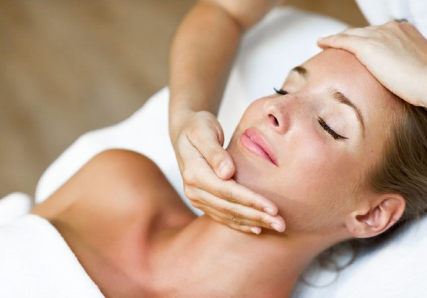 Лимфодренажный массаж: лицо+ шея+ декольте. Эффективный ...