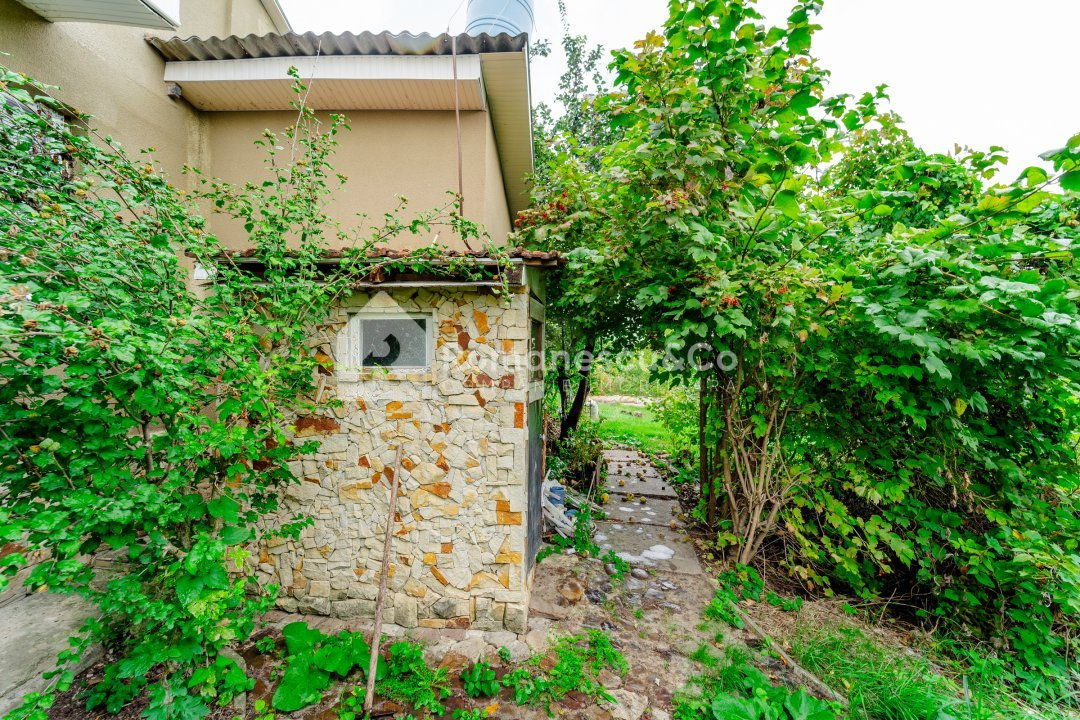 Casa de vanzare, la doar 24 km de Chișinău, lângă pădure! foto 9