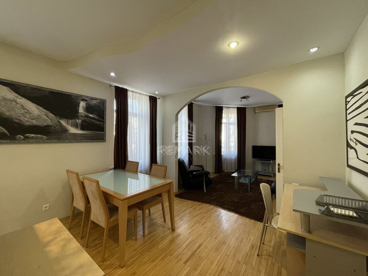 Apartament cu 2 camere, 60 m², Centru, Chișinău foto 1