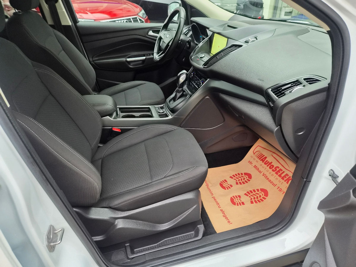 Ford Kuga 2018 photo 10