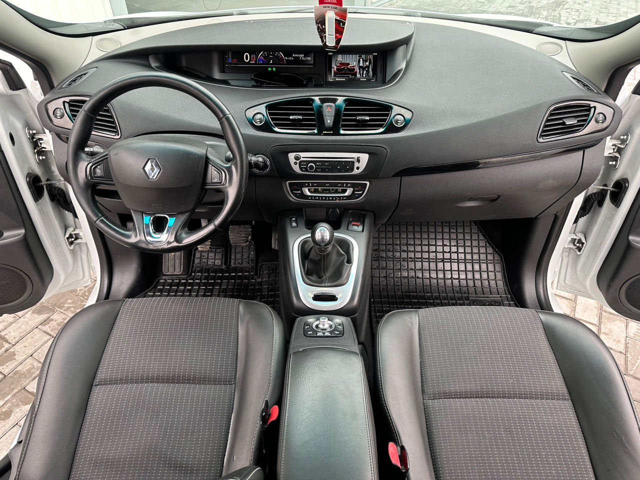 Renault Grand Scenic foto 8