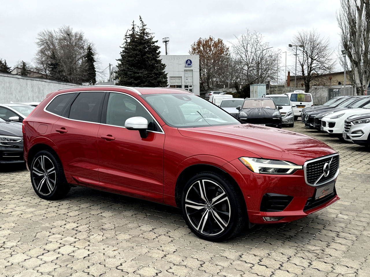 Volvo XC60 foto 0