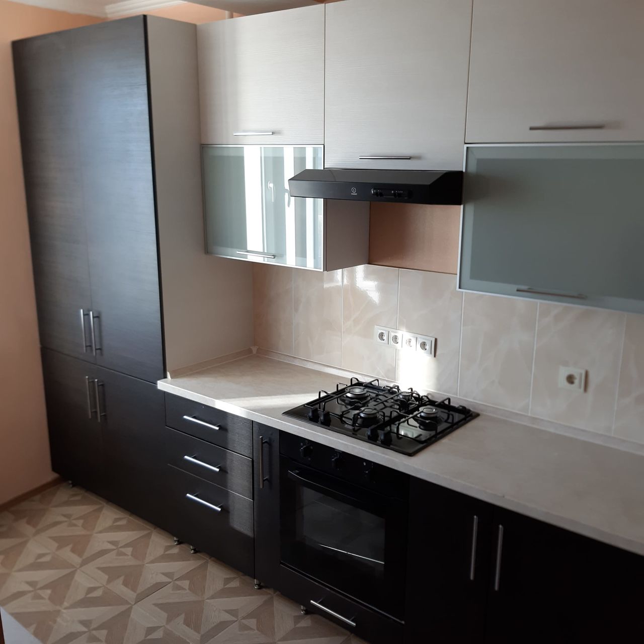 Apartament cu 2 camere, 57 m², Buiucani, Chișinău foto 1