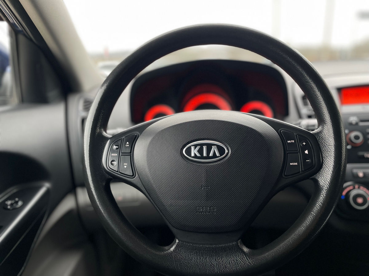 KIA Ceed foto 12