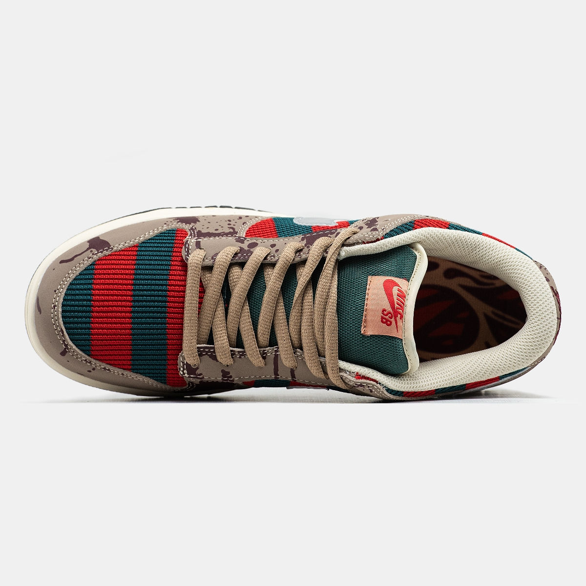 Nike SB Dunk Low Freddy Krueger фото 4
