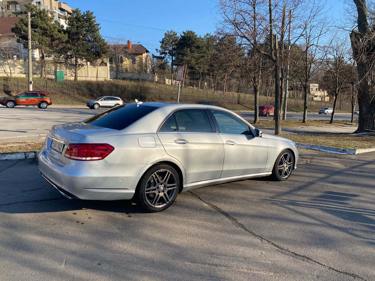 Mercedes E Class foto 7