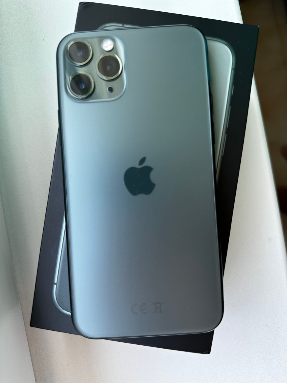 iPhone 11 Pro Midnight Green 64Gb foto 2