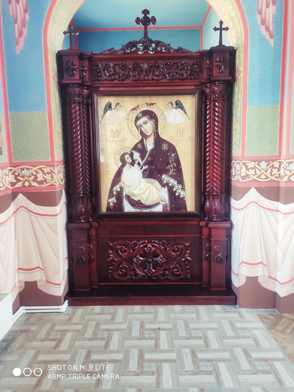 Sculptura la comamda. Iconostas. иконостасы. icoane. chivote. rastigniri. mobilier bisericesc foto 6
