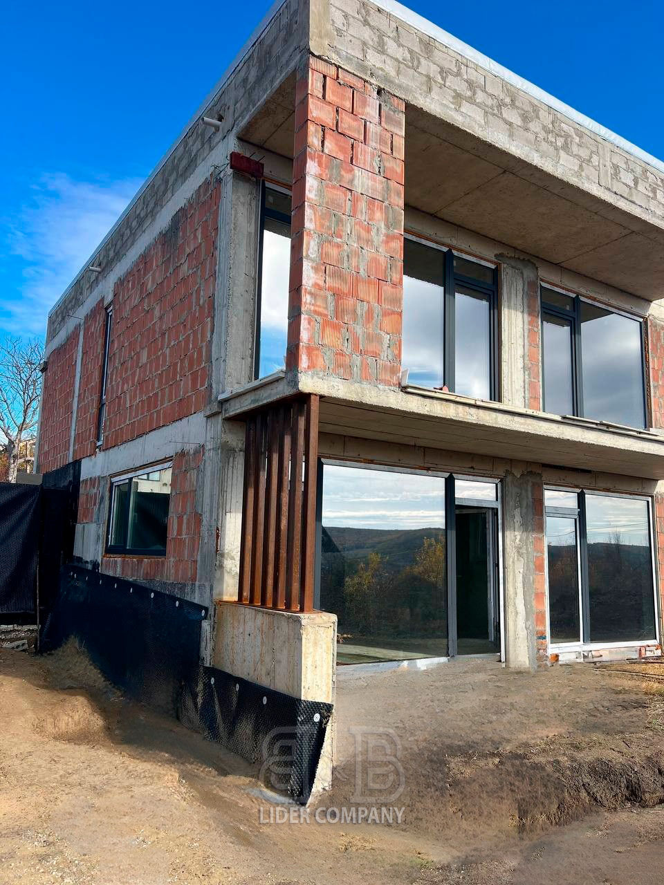 Casă modernă de tip HiTech – satul Suruceni, raionul Ialoveni