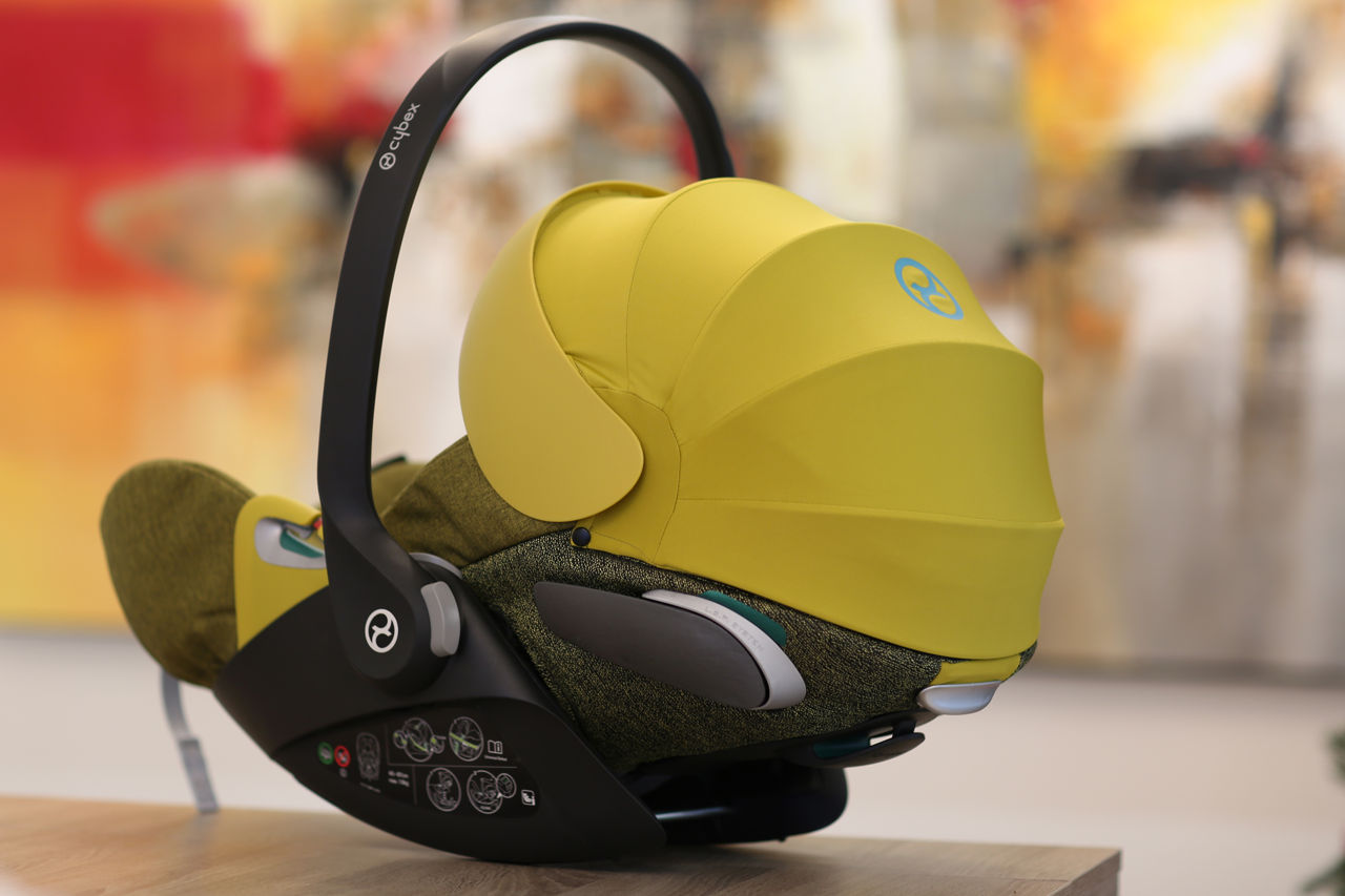 Cybex Platinum Cloud Z2 i-Size scoică auto pentru copii Mustard Yellow Plus foto 2