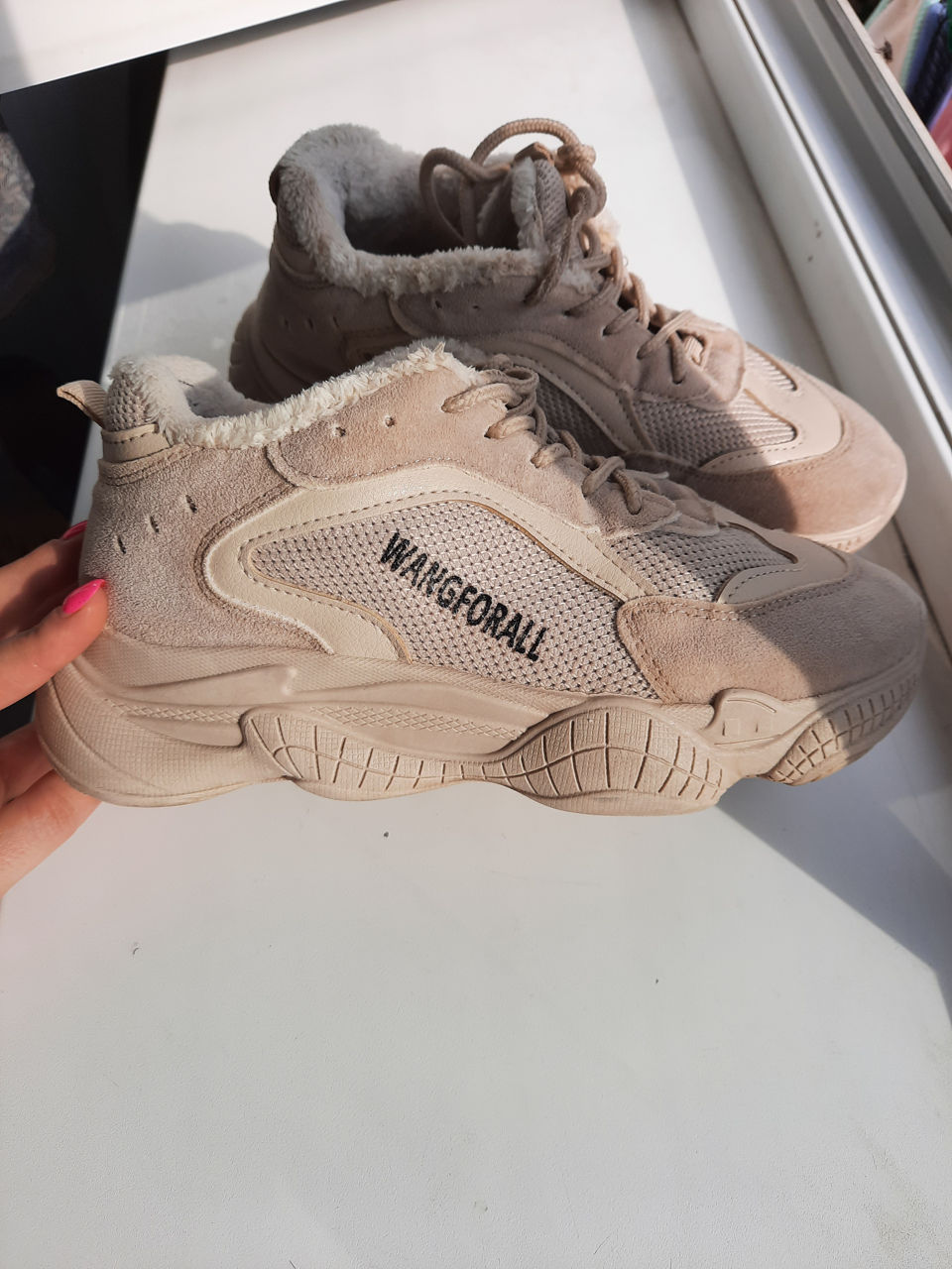 Кроссовки зима