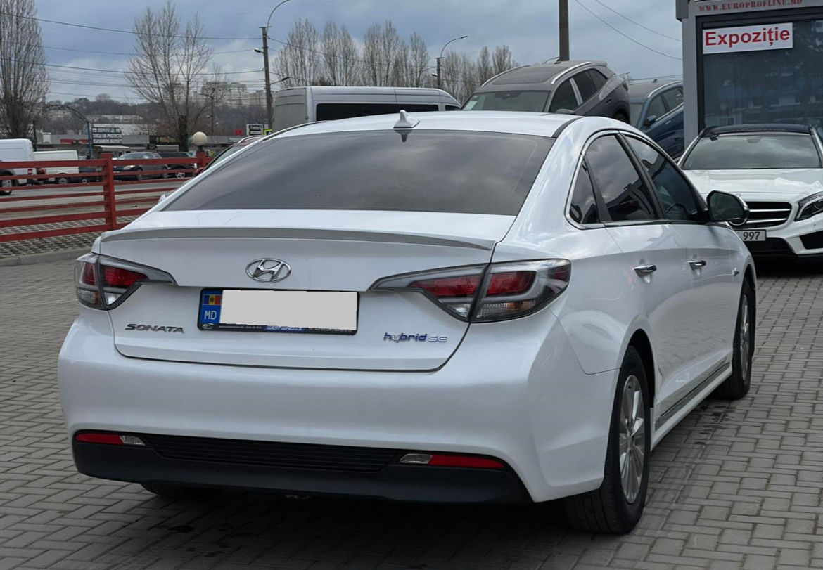 Hyundai Sonata foto 2