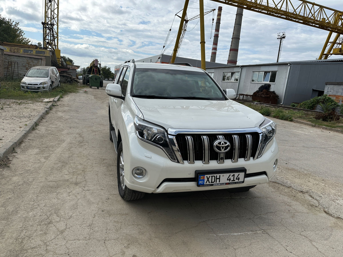 Toyota Land Cruiser Prado foto 0