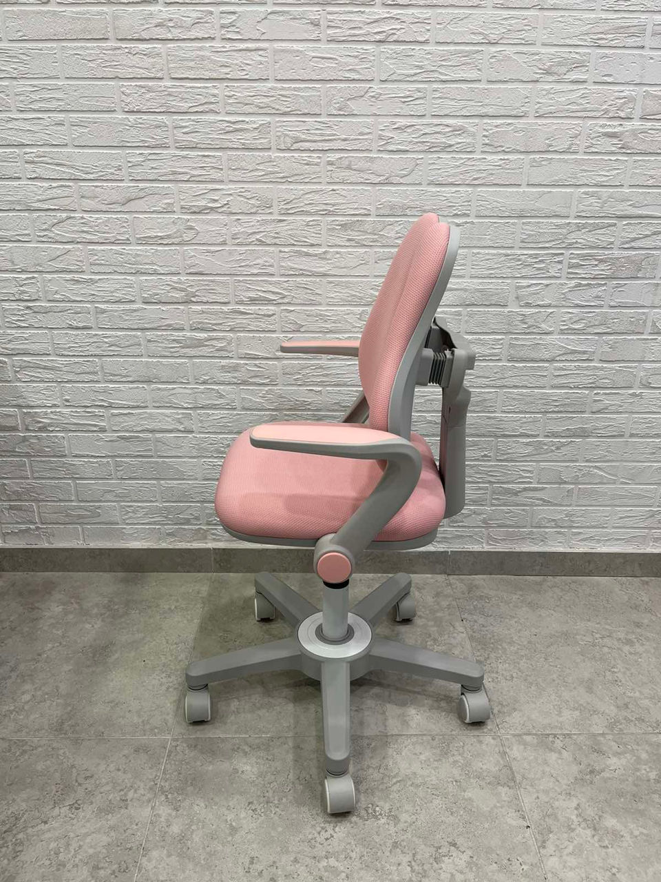 Scaun de birou ergonomic pentru copii Ergo-KID - este proiectat pentru a asigura confortul copilului foto 11