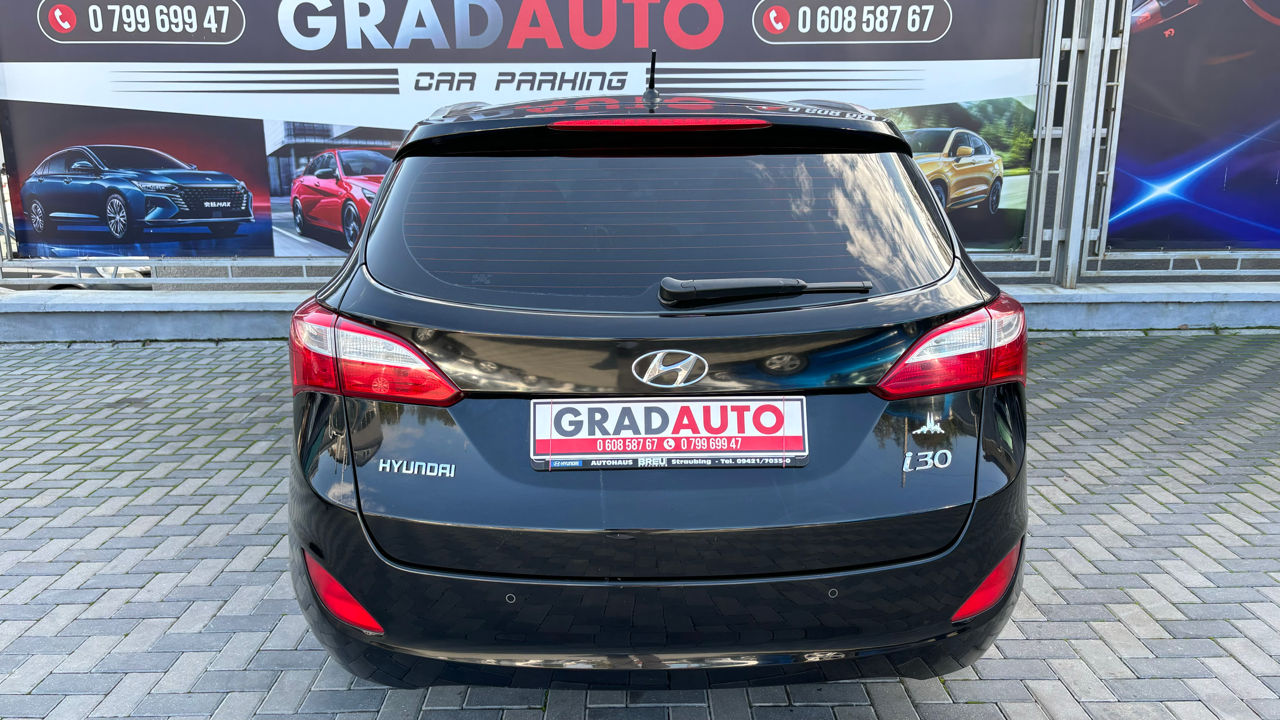 Hyundai i30 foto 2