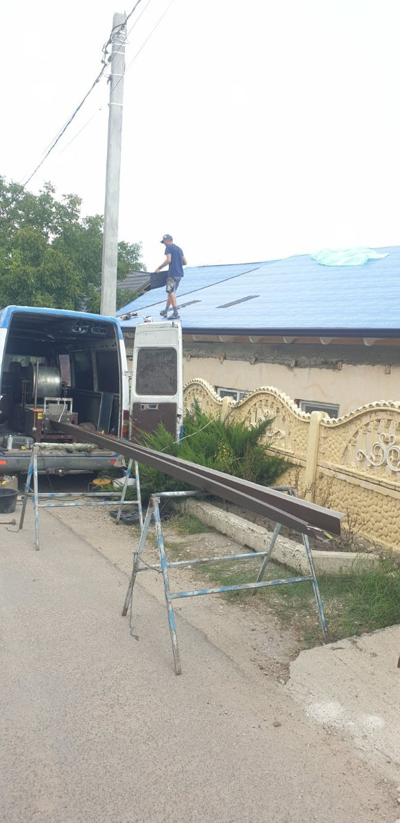 Jgheaburi  cu picurator fara unituri (водосток с капелиником ) foto 0