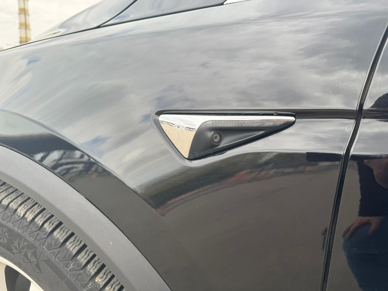 Tesla Model X foto 11