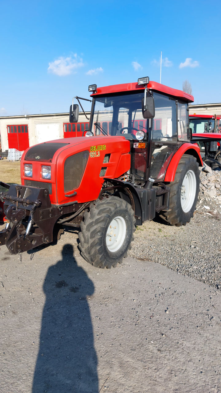 Vând tractor Belarus 921.3 pentru vie, din 2019 foto 0