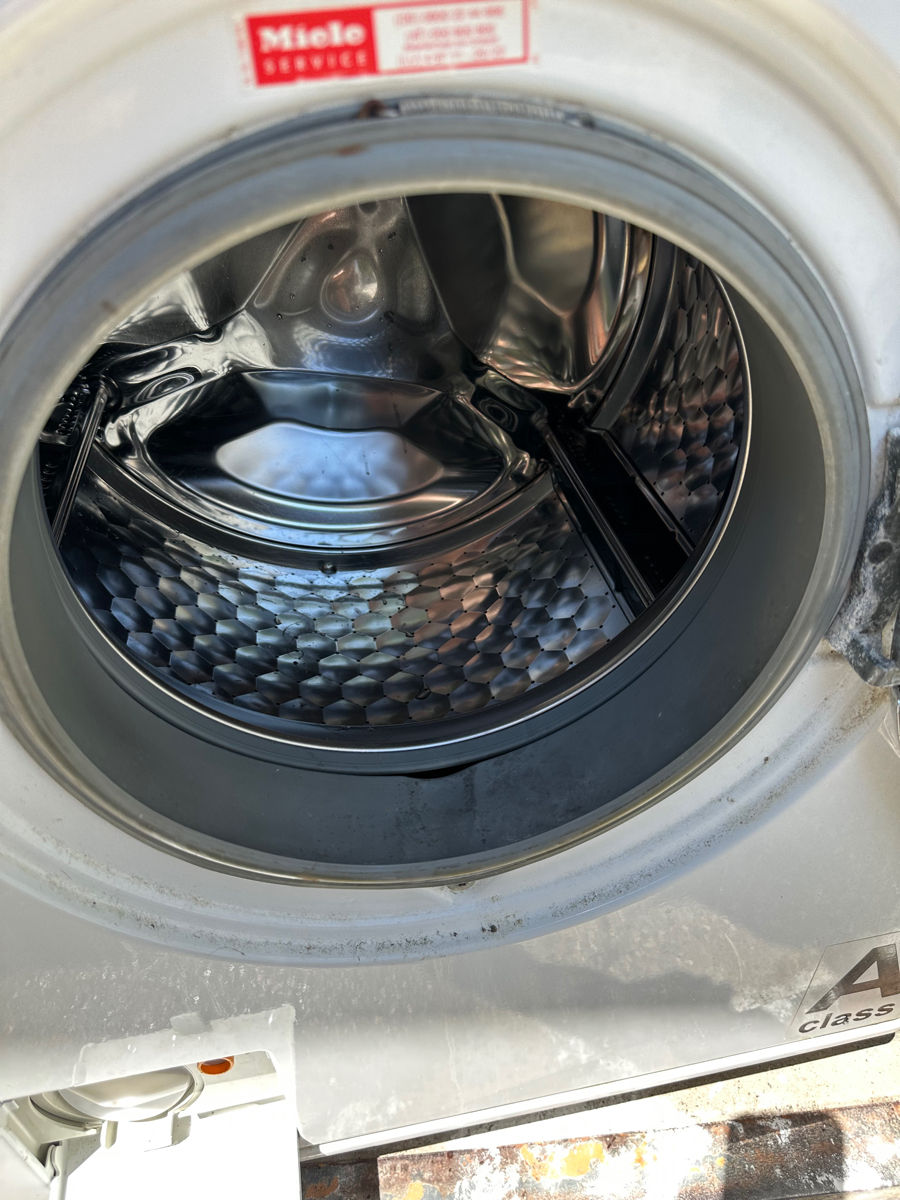 Miele mașina automată de spălat rufe  foto 2