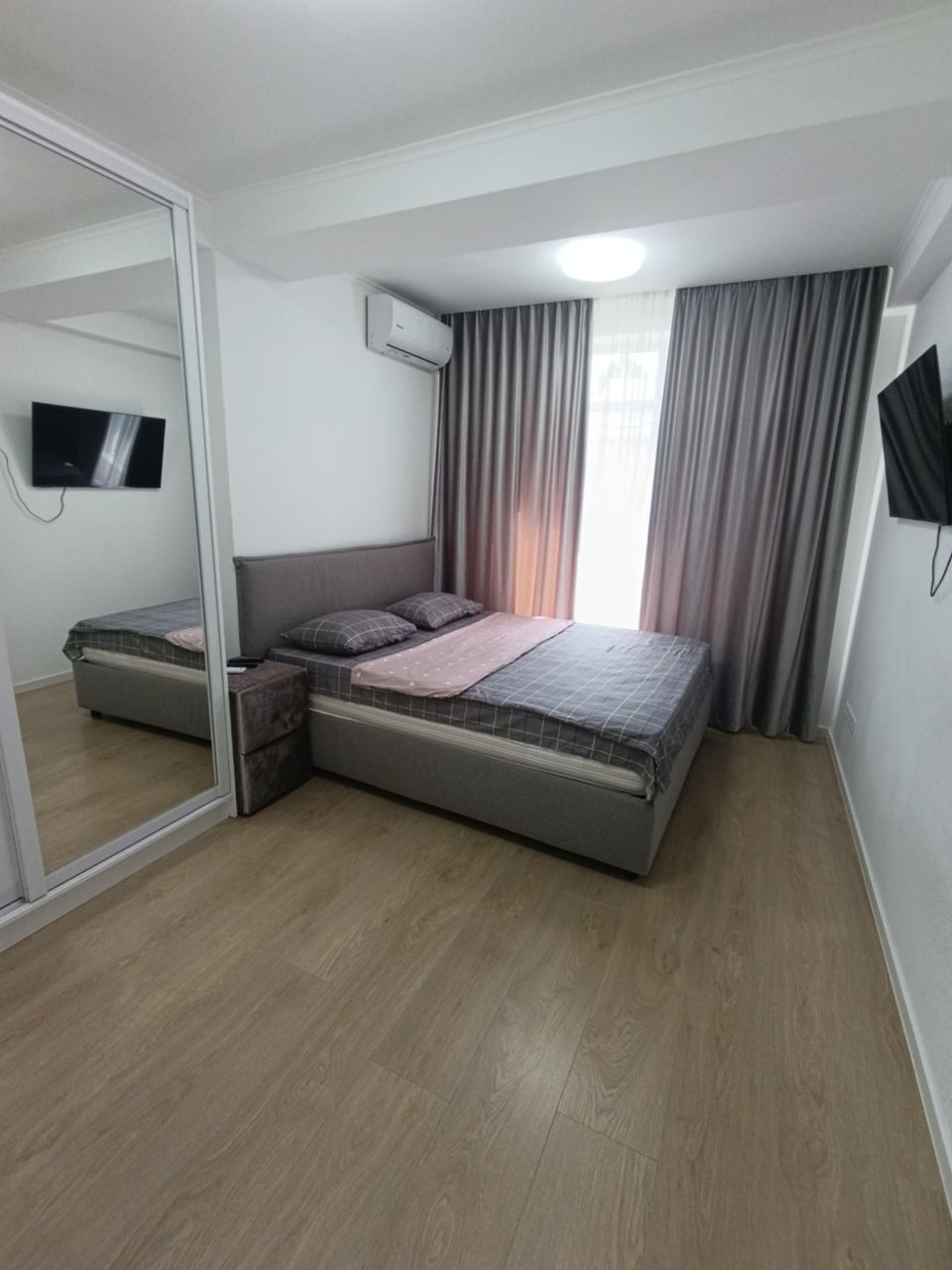 Apartament cu 1 cameră, 40 m², Centru, Chișinău foto 3