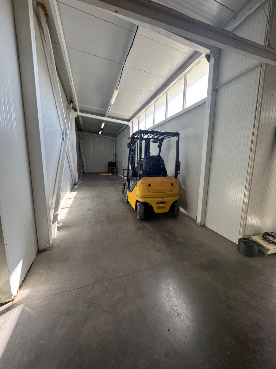 Depozit cu camere frigorifice de vânzare – Zona industrială foto 3