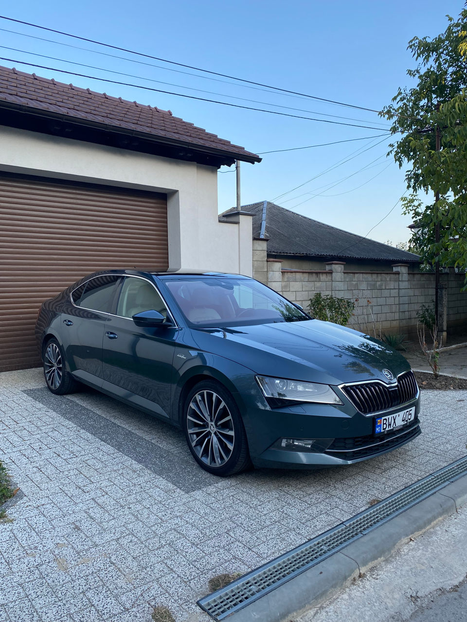 Skoda Superb foto 3