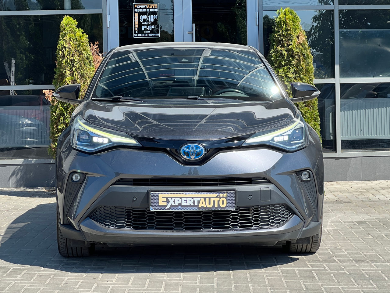 Toyota C-HR — фото 2